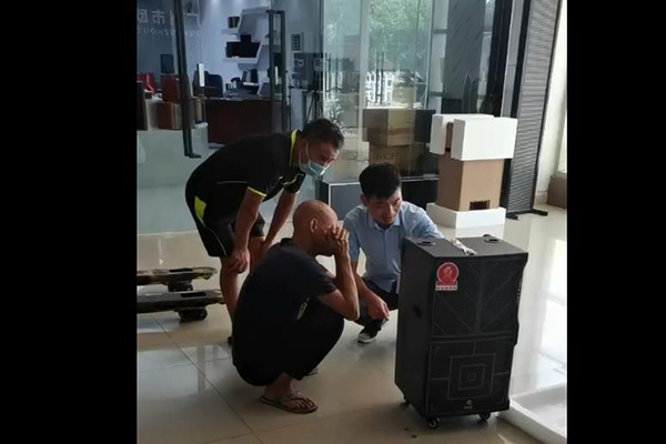 廣州黃先生選購(gòu)爵士龍AD系列家用音響，感受爵士龍聽覺盛宴！