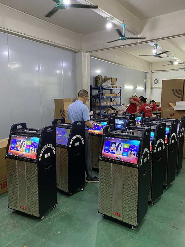 廣西南寧采購(gòu)多套爵士龍民用視頻拉桿音響設(shè)備，好音效認(rèn)準(zhǔn)爵士龍！